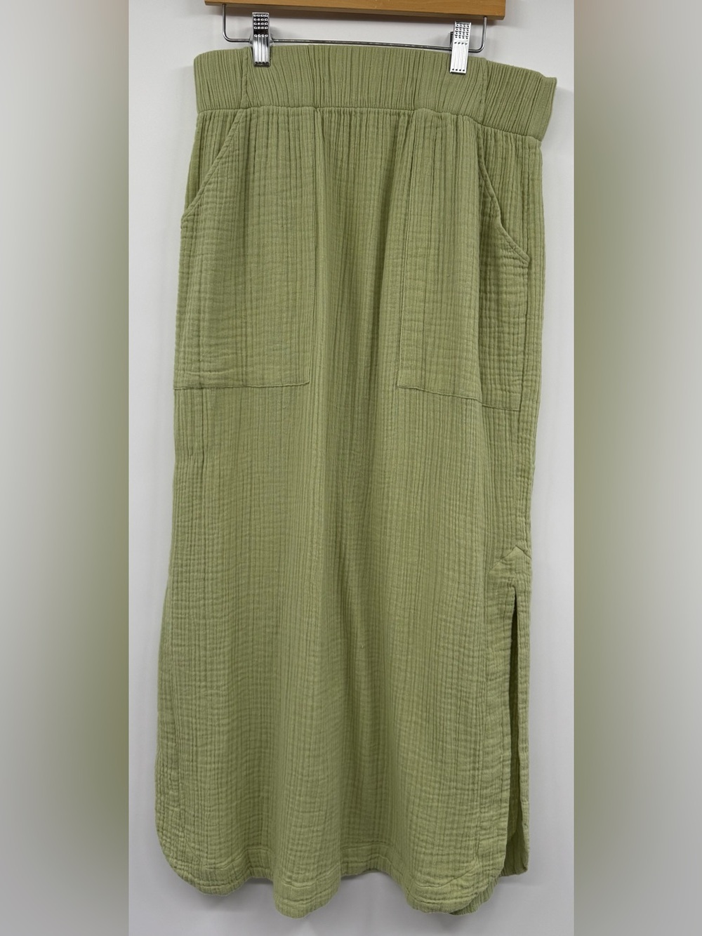 Free People Cotton Gauze Green Midi Skirt Pull On Elastic Waist Boho Chic SZ Med